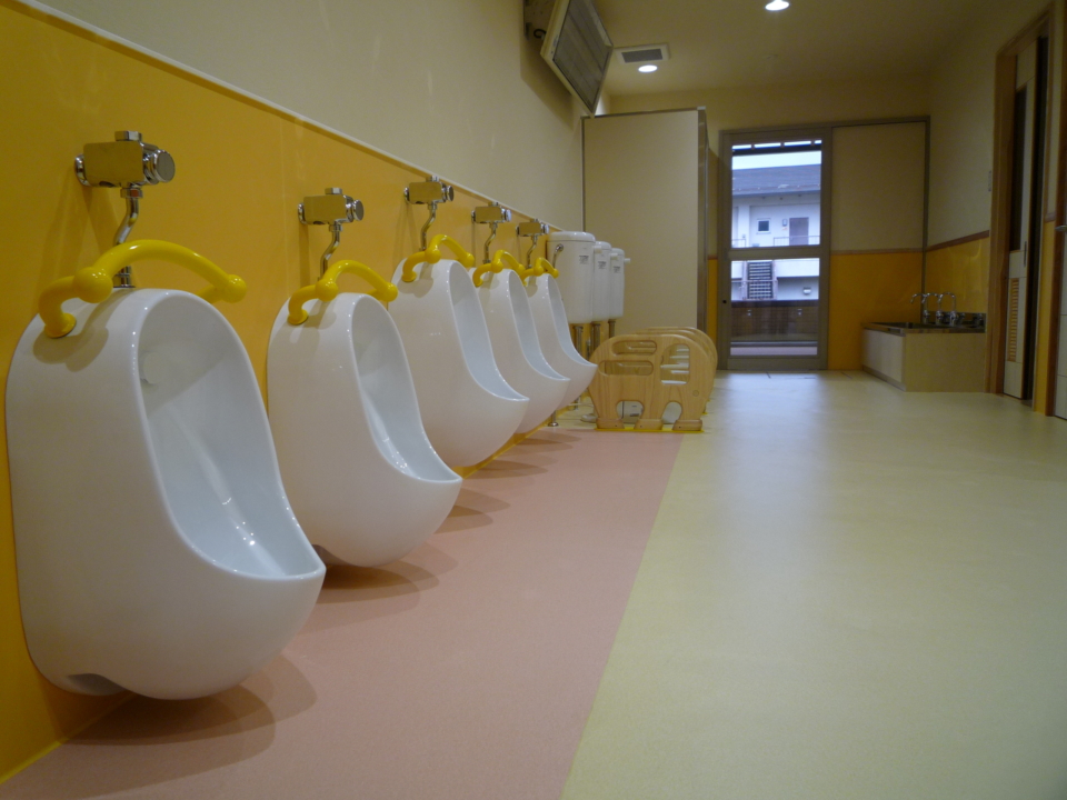 棚倉保育園　幼児トイレ